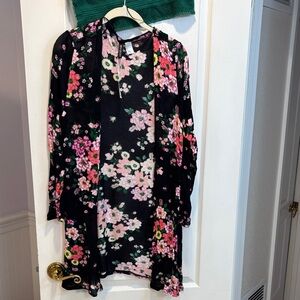 NWT H&M Black Floral Cardigan